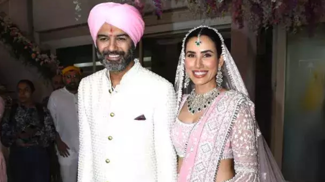 एक दूजे के हुए आशीष और सोनाली, देखें शादी की तस्वीर-Ashish and Snalli ...
