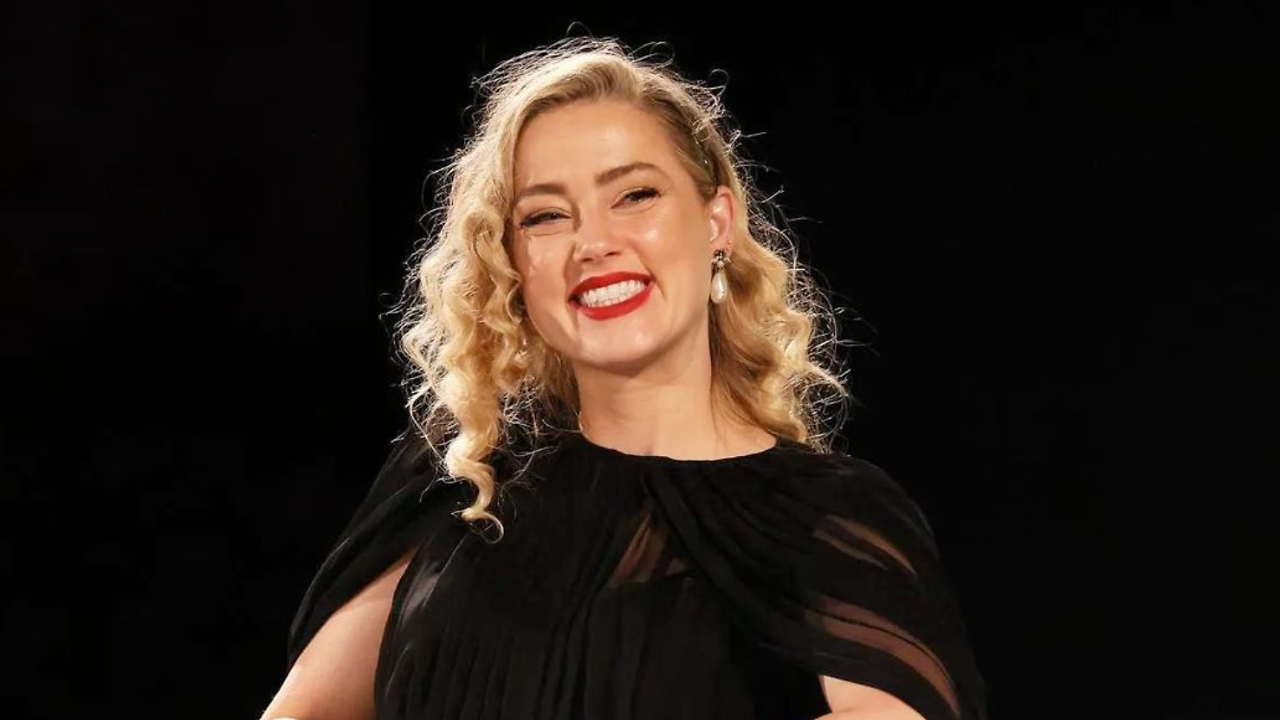 Amber Heard Is All Smiles In FIRST Insta Post Since Johnny Depp Trial ...