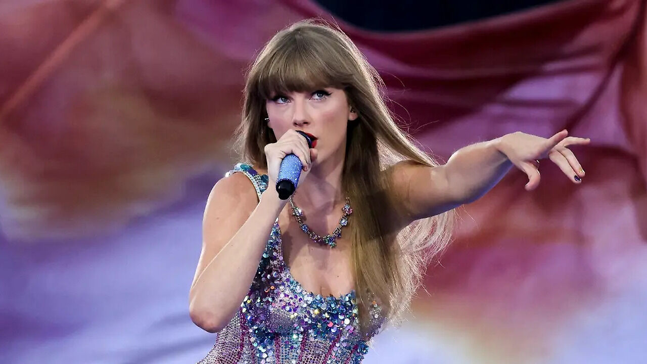 Explicit Taylor Swift's AI-Generated Deepfake PICS Surface On Web ...