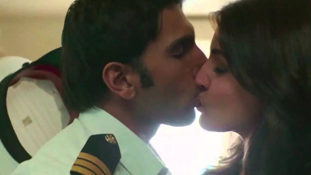 Ranveer Singh And Anushka Sharma In Dil Dhadakne Do