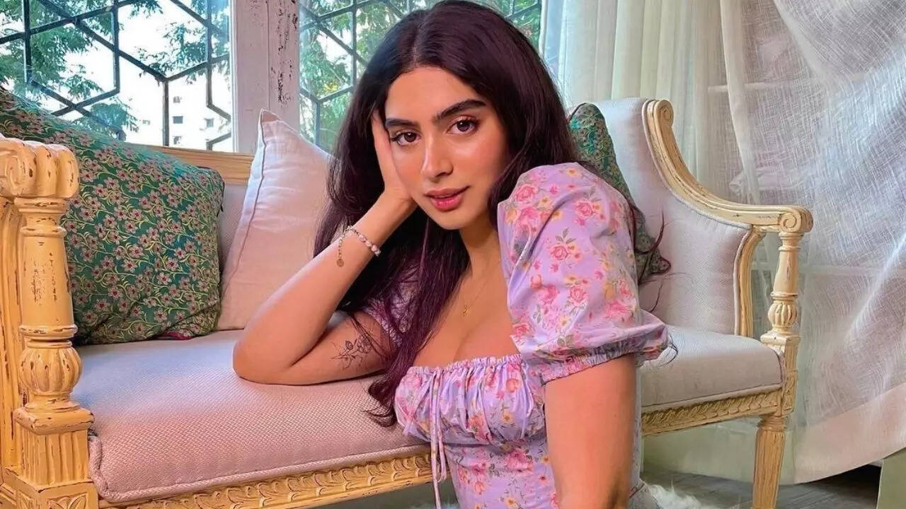 Khushi Kapoor 