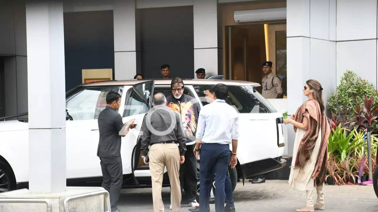 Amitabh Bachchan And Shweta Bachchan