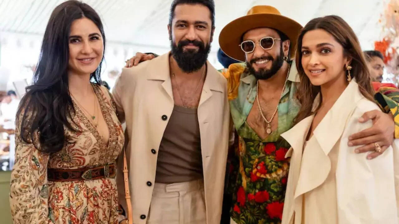 Vick-Kat And DeepVeer Dressed In Theme 