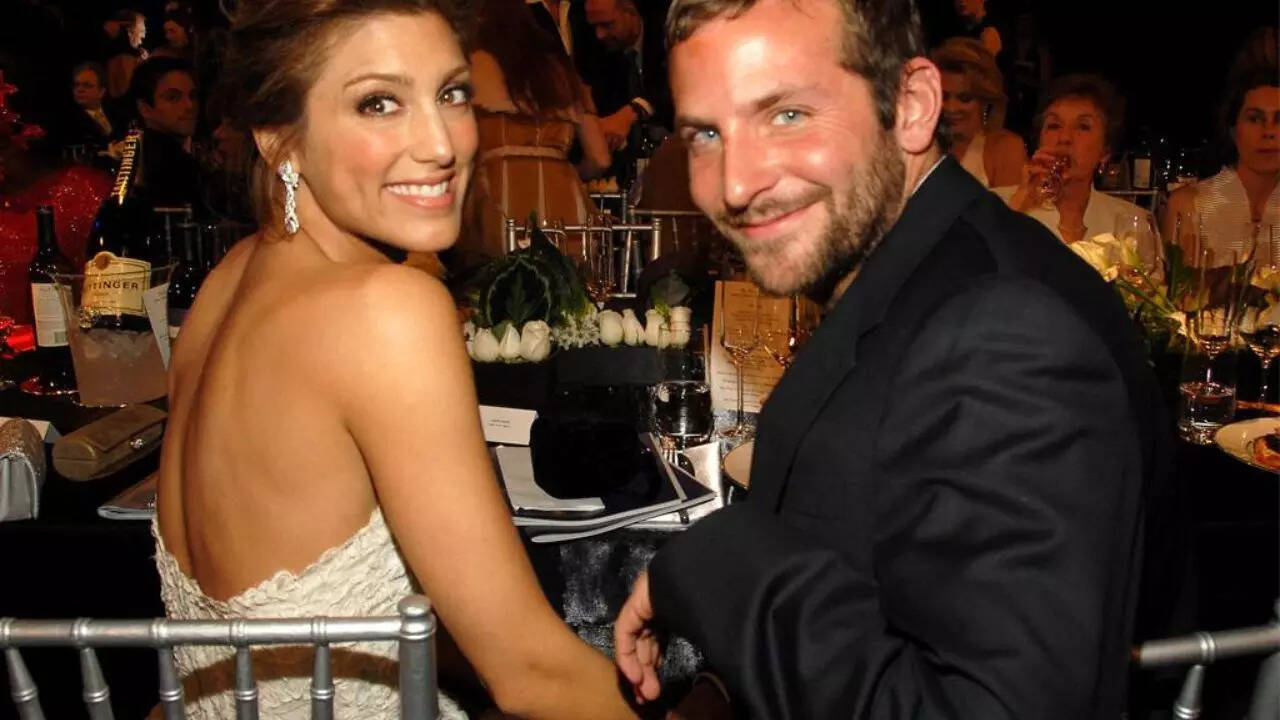 Jennifer Esposito and Bradley Cooper