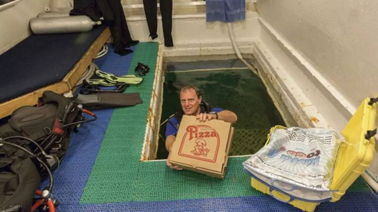 Undersea Pizza Delivery