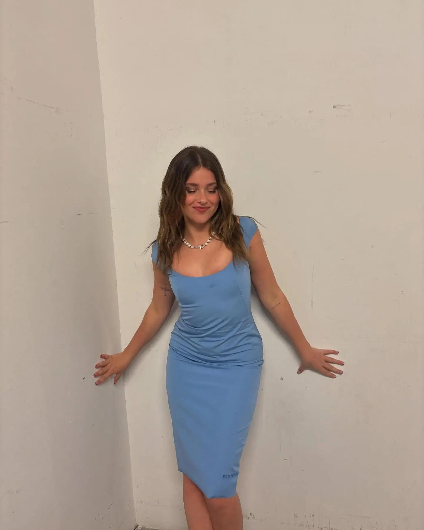 nicole wallace green dress Nicole Wallace TikTok Eda