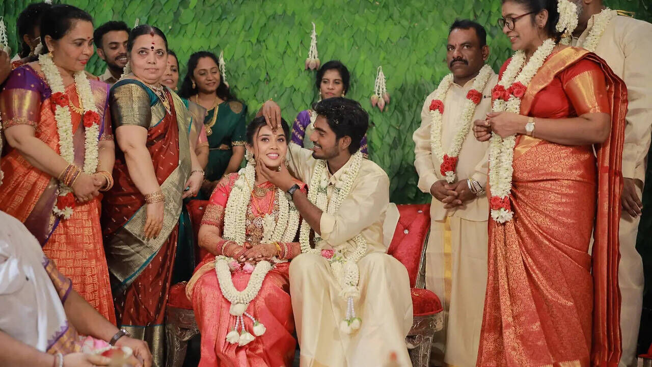 Tourist Family Director Abishan Jeevith Ties the Knot with Akhila ...