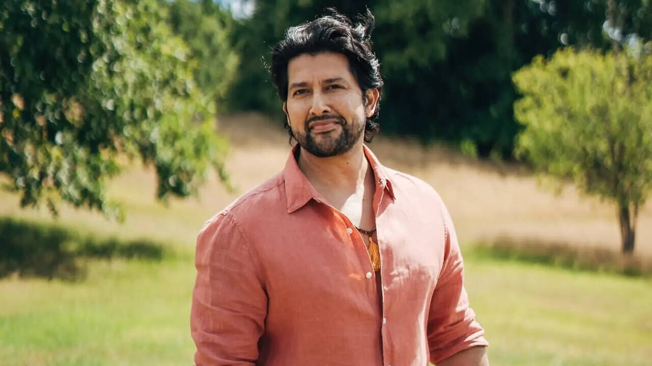Aftab Shivdasani Explains His Lack of Friends and Enemies in the ...