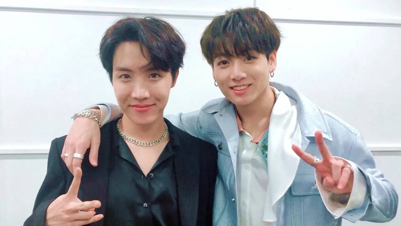 BTS's J-Hope Shares His Most Candid Weverse Live: 5 Heartwarming