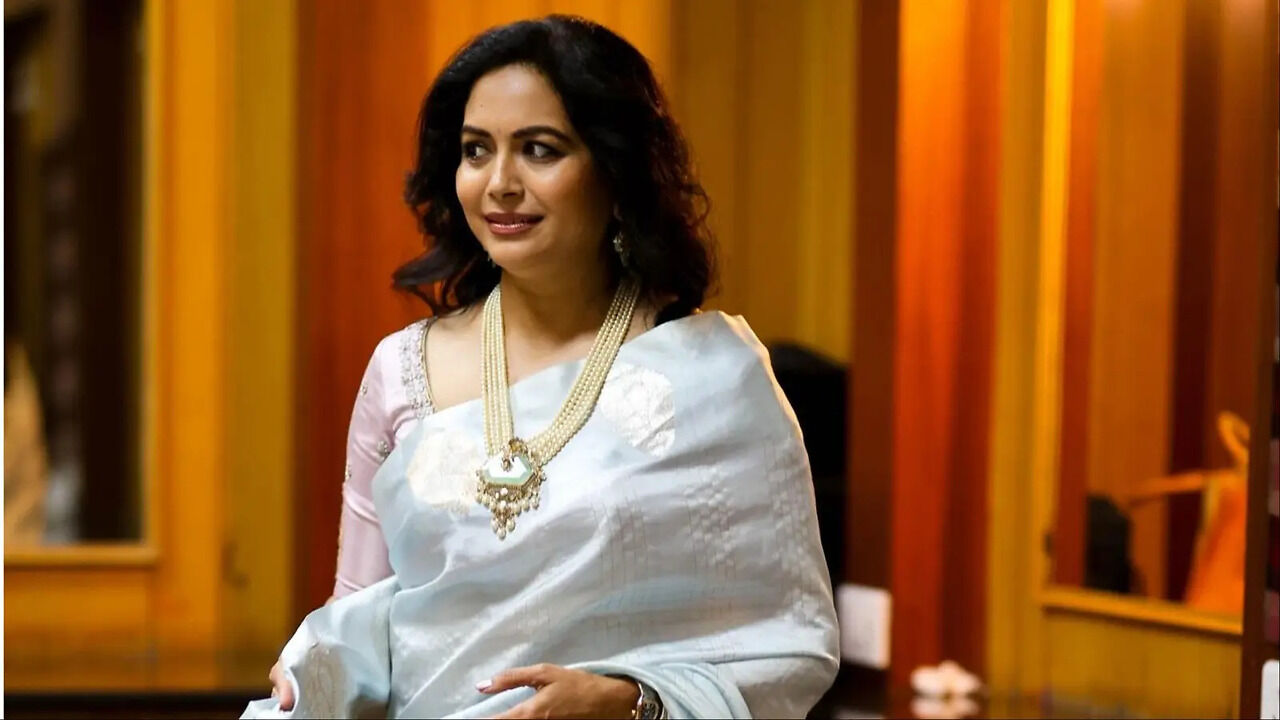 Singer Sunitha Upadrasta Faces Significant Criticism For Her Views On ...