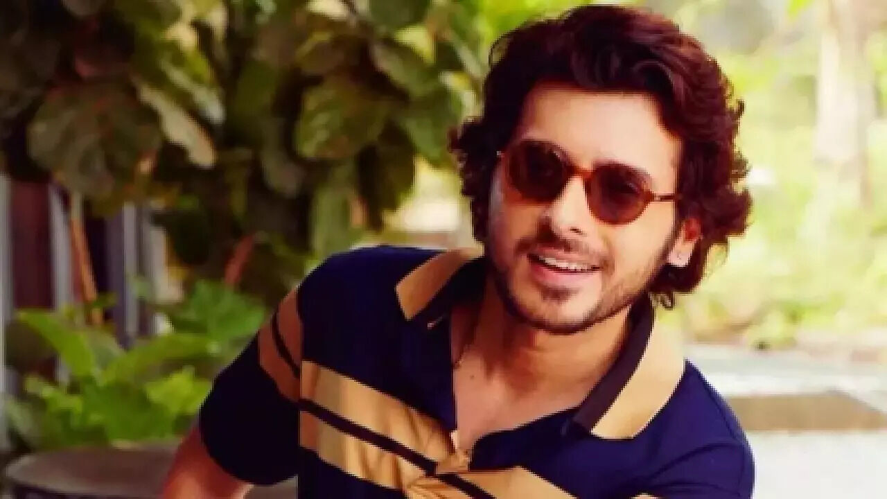Mirzapur fame Devyenndu Sharma opens up about working with 'untalented ...