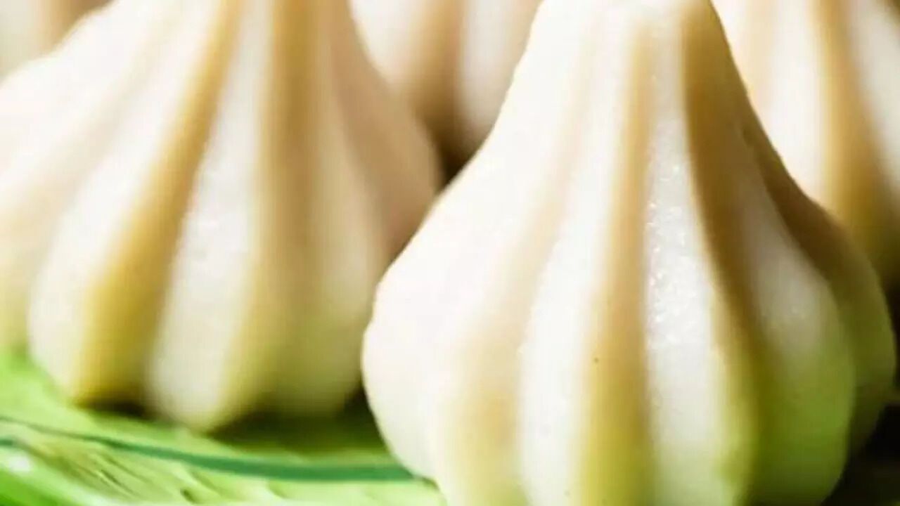 Step-by-step guide to make the best modak this Ganesh Chaturthi | Zoom TV