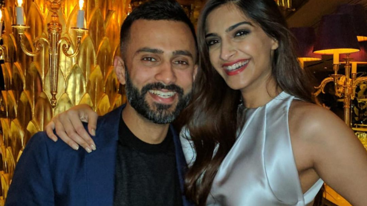 Sonam Kapoor Shares Sweet Anniversary Post For Anand Ahuja