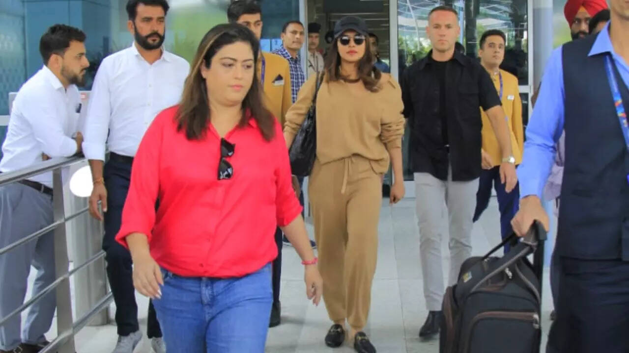 Priyanka Chopra Arrives In Delhi