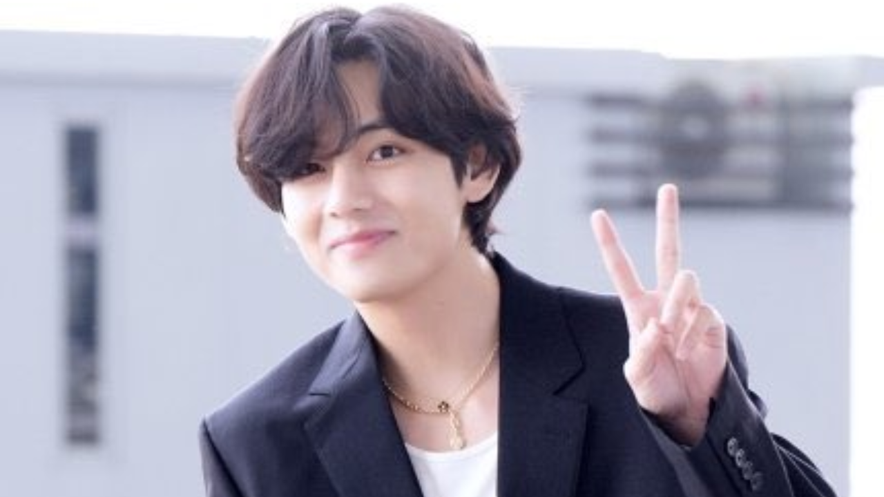 BTS' V jets off overseas