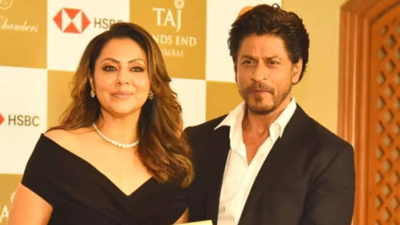 Shah Rukh Khan with Gauri Khan