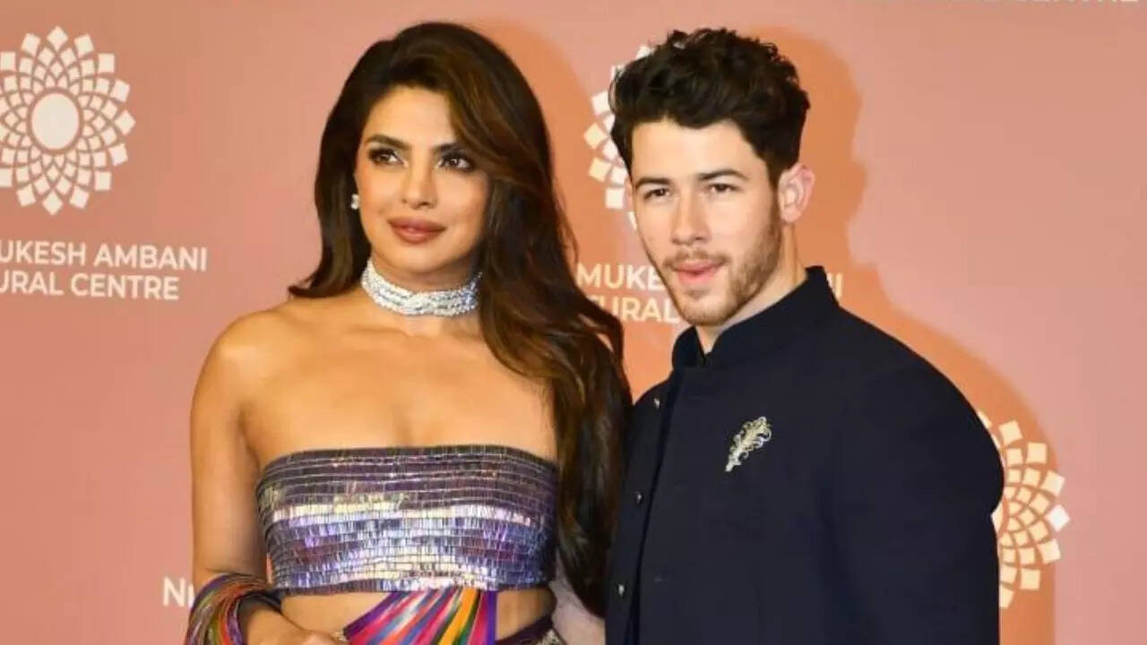 Desi Jiju Nick Jonas FINALLY Reacts To Paps Calling Him ‘Nickwa’. Watch