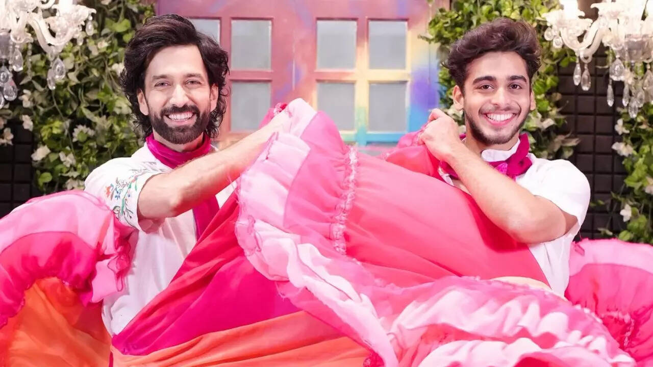 Nakuul Mehta Joins Men In Skirts Trend, Dances On Hawaa Hawaa With Influencer Jainil Mehta