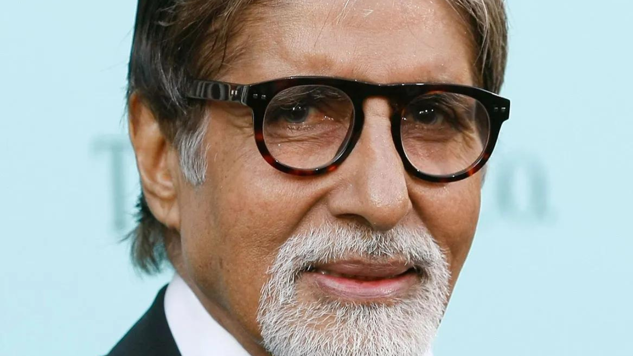 What Made Amitabh Bachchan Call Himself 'Idiot' Actor Apologises To Fan Over THIS Error