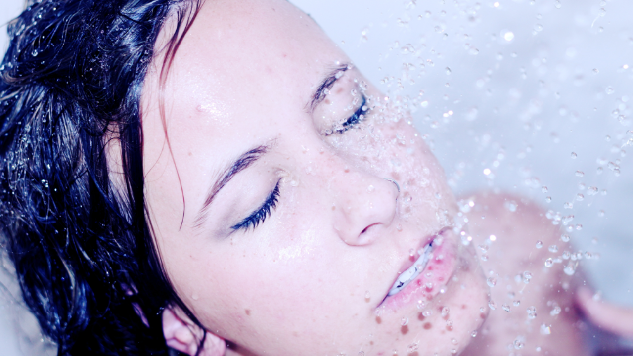 Is washing your face with hot water good for skin? Pic Credit: Pexels