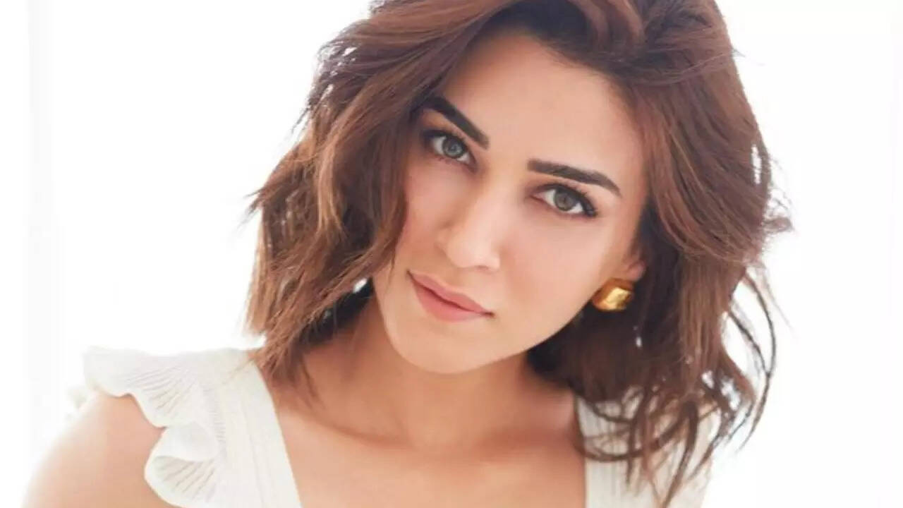 Kriti Sanon Adds Another Feather To Her Hat. Actress All Set To Produce Digital Film While Starring In It