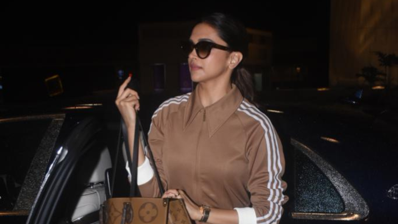 Deepika Padukone at the airport