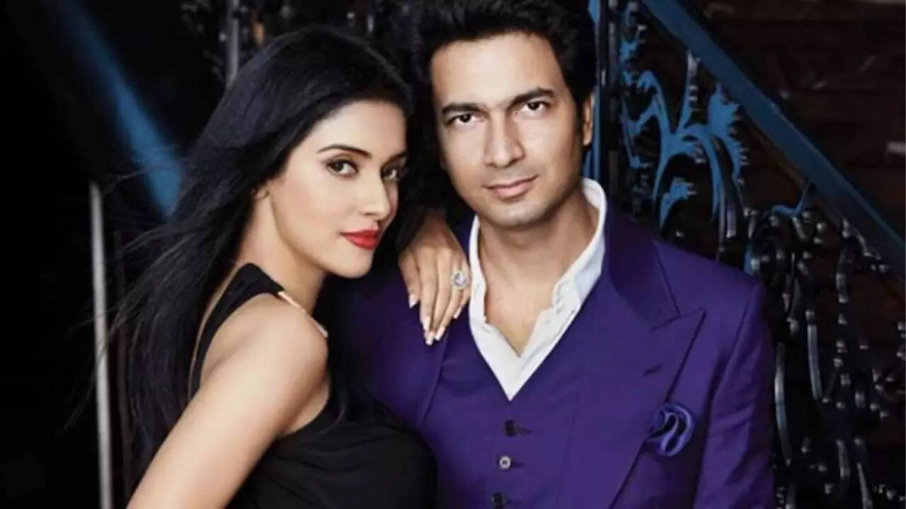 Asin reacts to divorce rumours 