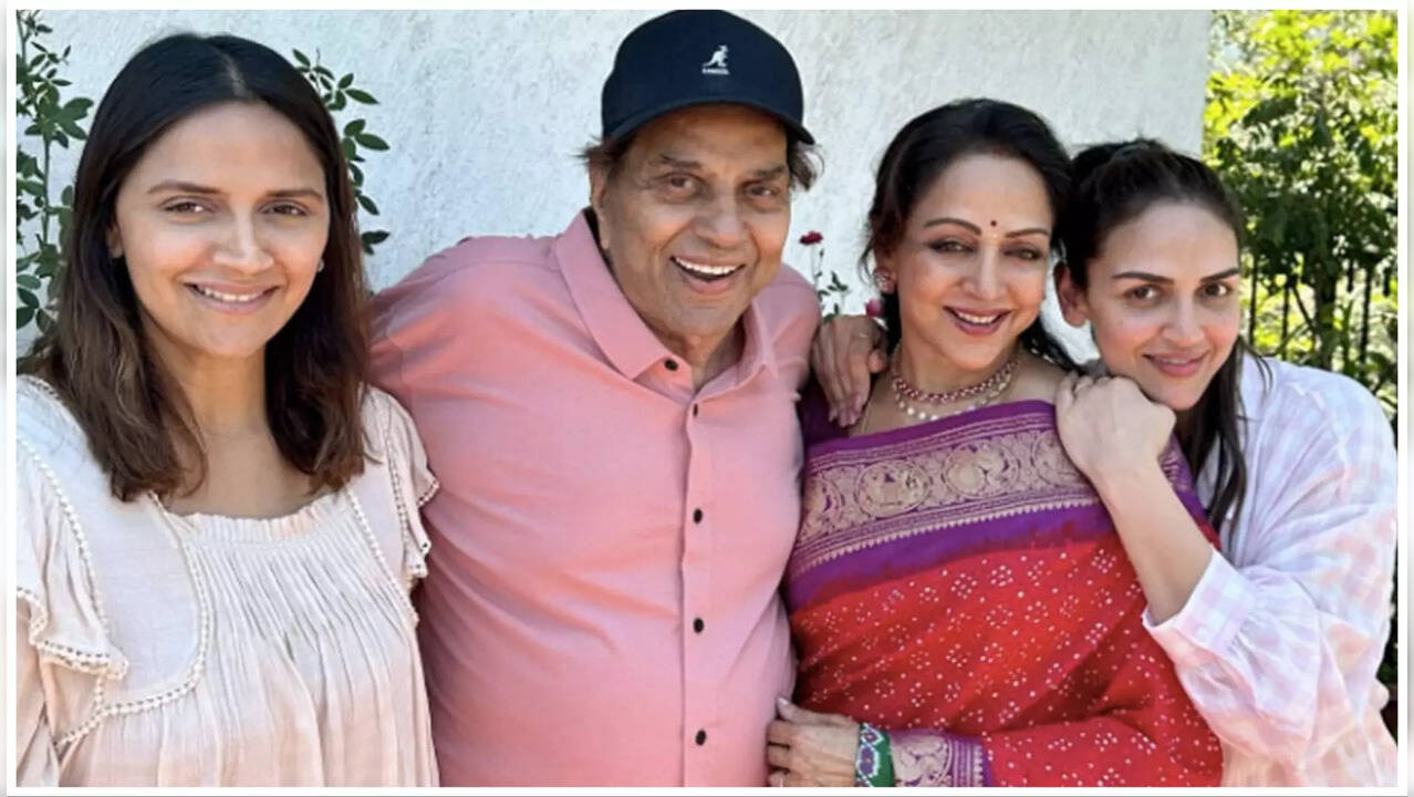 Dharmendra Emotional Post