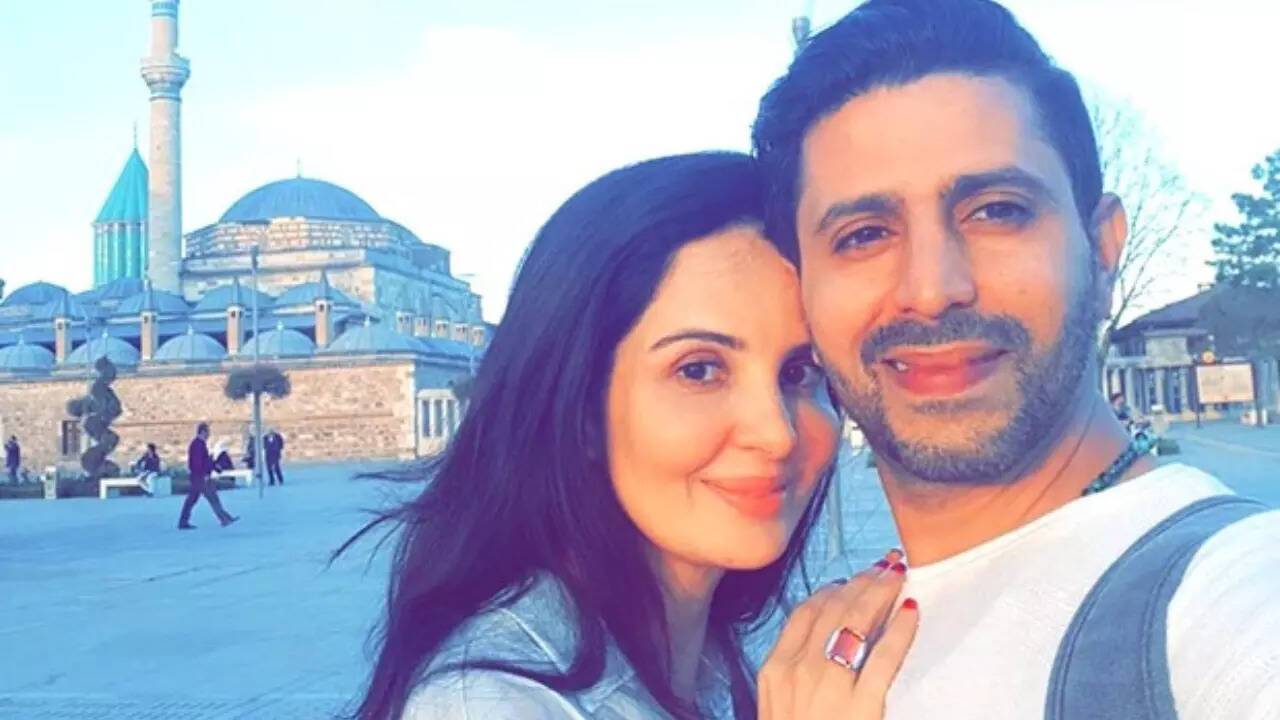 Rukhsar Rehman Part Ways With Her 2nd Hubby Faruk Kabir