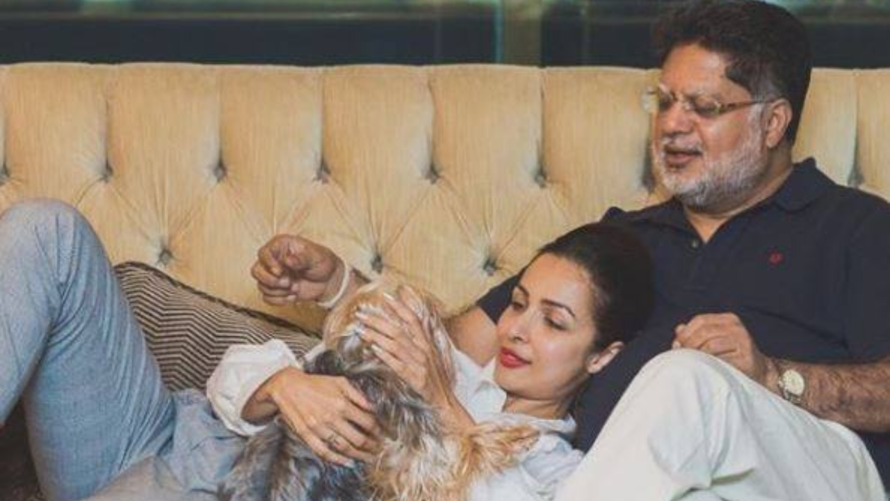 Malaika Arora's father admitted in hospital