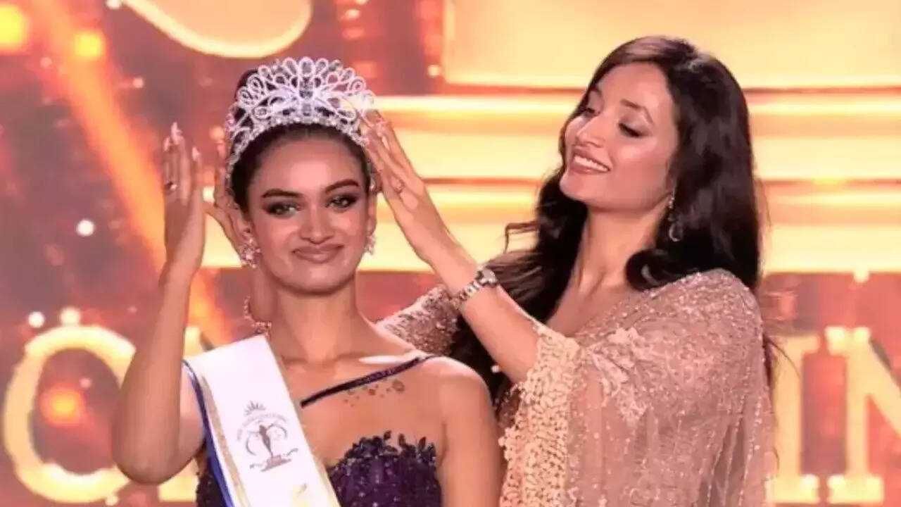 Miss India Pragnya Ayyagari Crowned Miss Supranational Asia