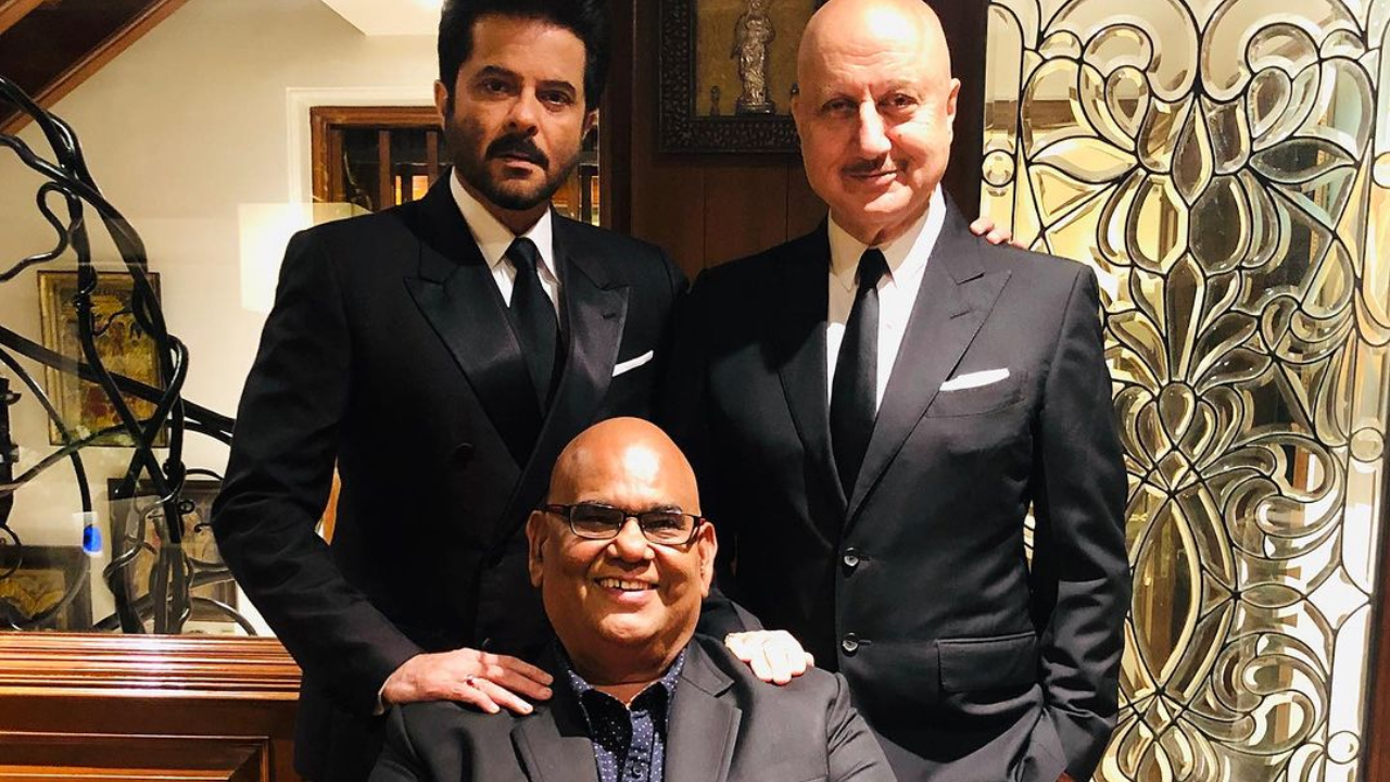 Friendship Day 2023: Anupam Kher Reminisces Memories With Late Satish Kaushik: Missing Him Little Extra