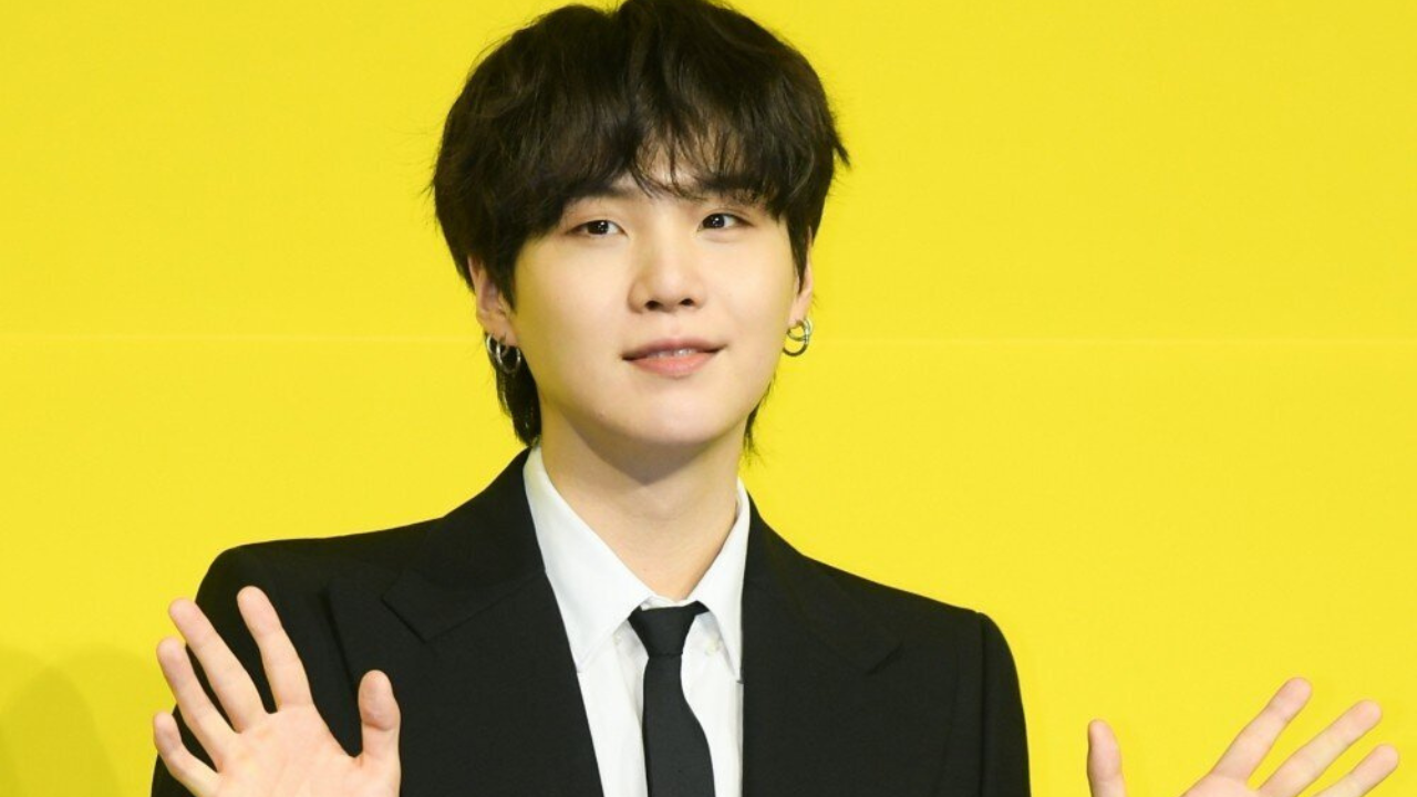 BTS' Suga announces military enlistment