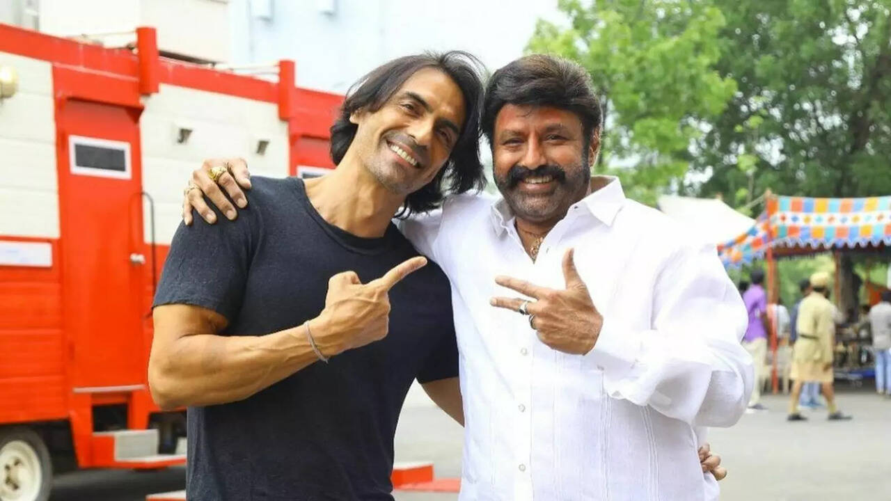 Arjun Rampal Shares Wrap-up Pictures Of Telugu Debut Bhagavanth Kesari With Nandamuri Balakrishna