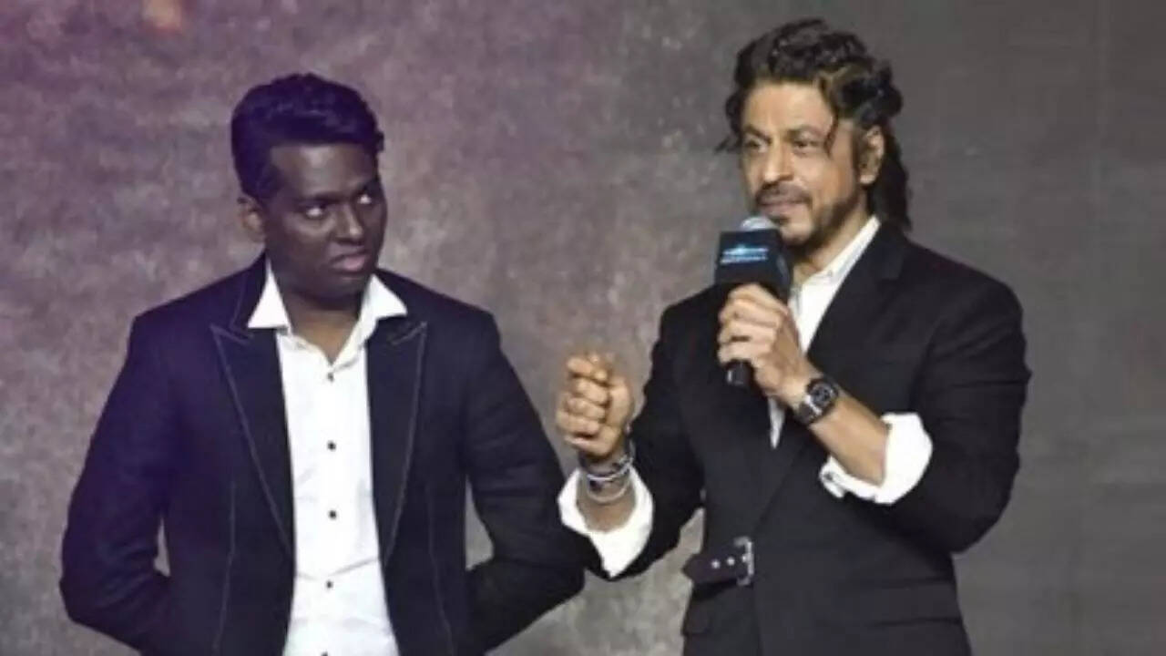 Shah Rukh Khan's Special Birthday Wish For Atlee