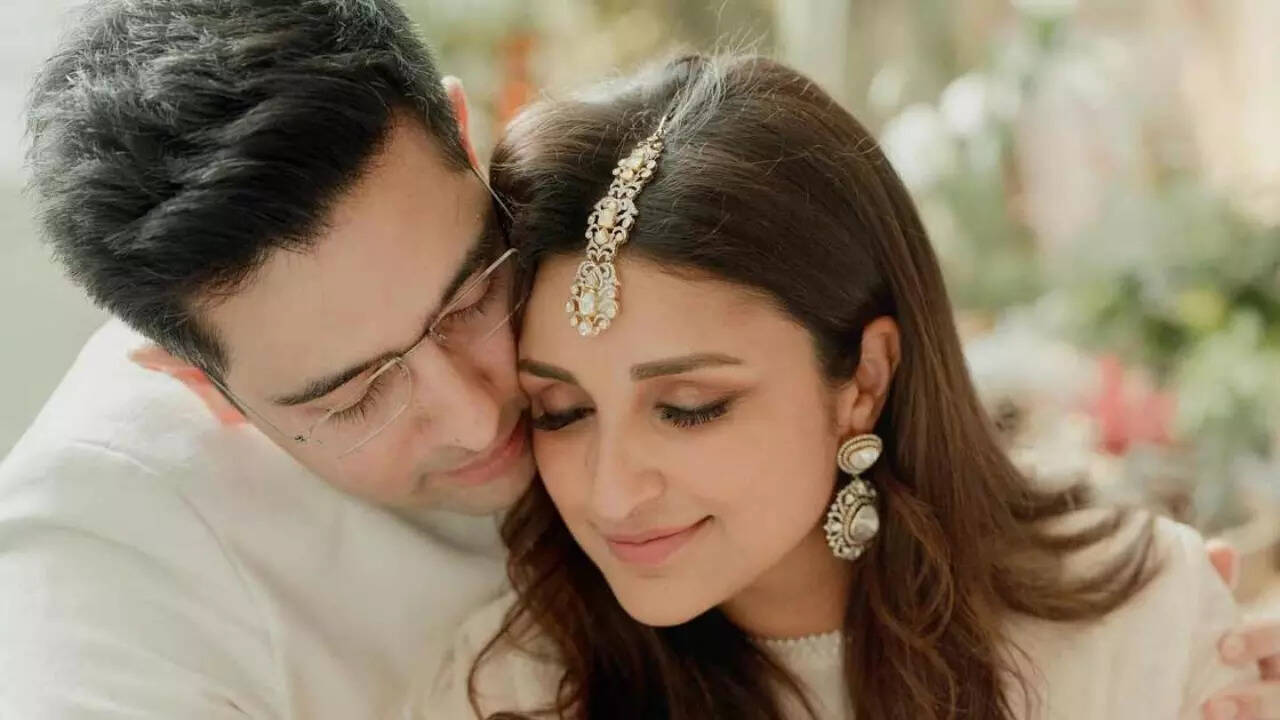 Parineeti Chopra To Have A POSITIVE Impact On Raghav Chadha Post Marriage - Astrologer Opines | Exclusive