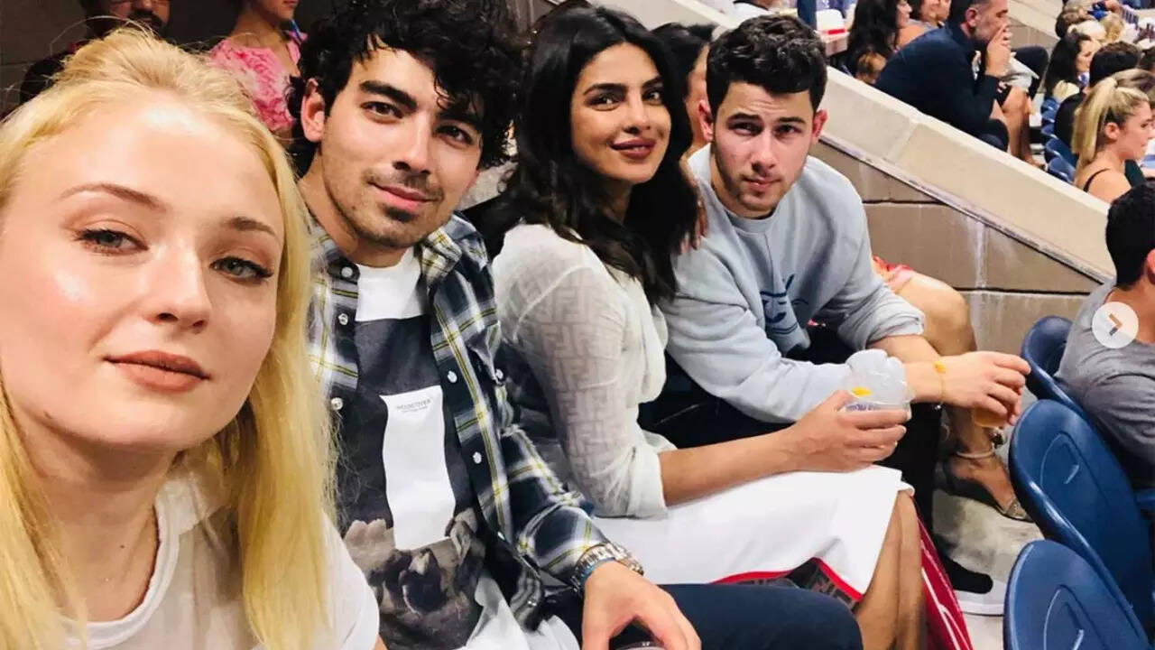 Priyanka Chopra 'Finding It Tough' To Choose Sides Amid Joe Jonas-Sophie Turner's DIVORCE: Reports