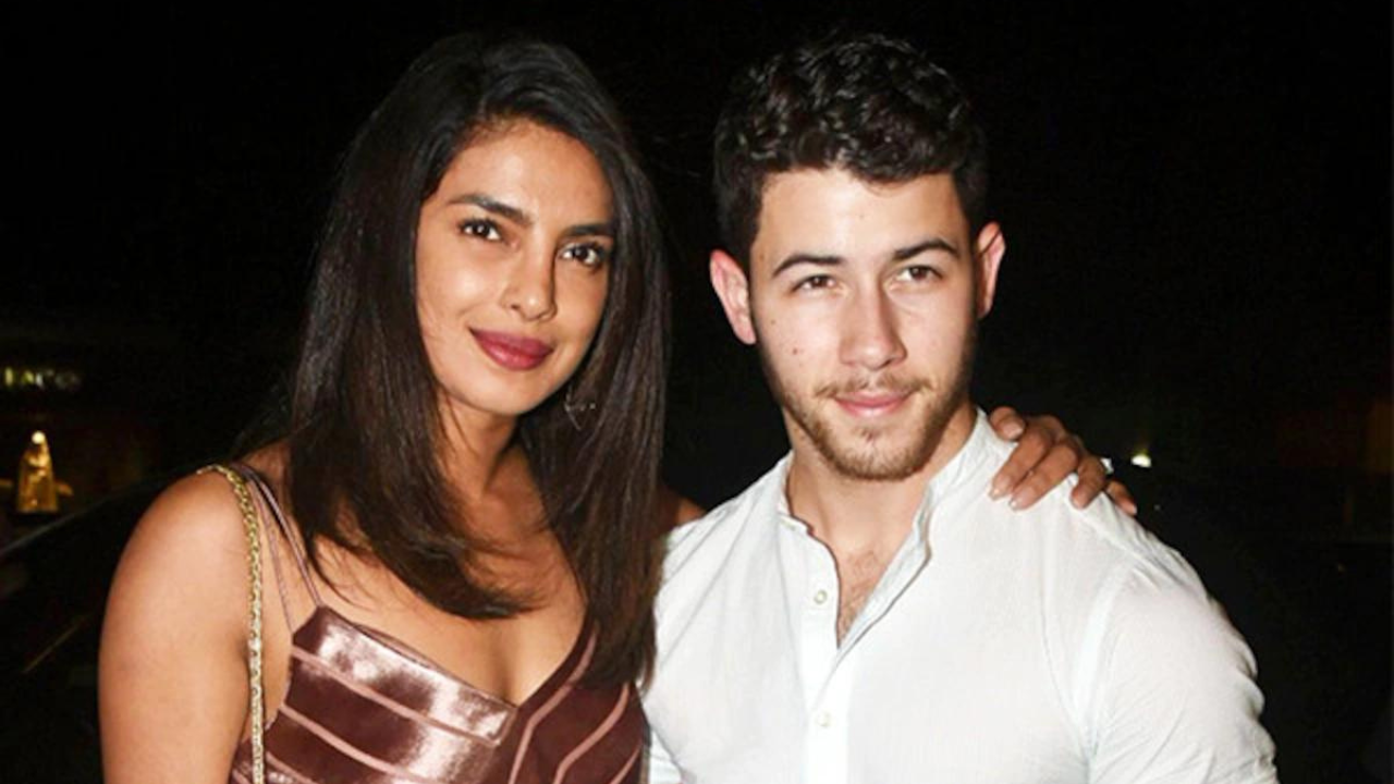 Nick Jonas Hypes Up Wifey Priyanka Chopra, Comments 'Just Looking Like A Wow' On Her Pic