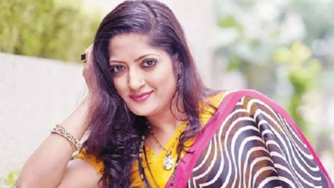 Bangladeshi Actress Humaira Himu Dies Under Suspicious Circumstances. Police Suspects Suicide