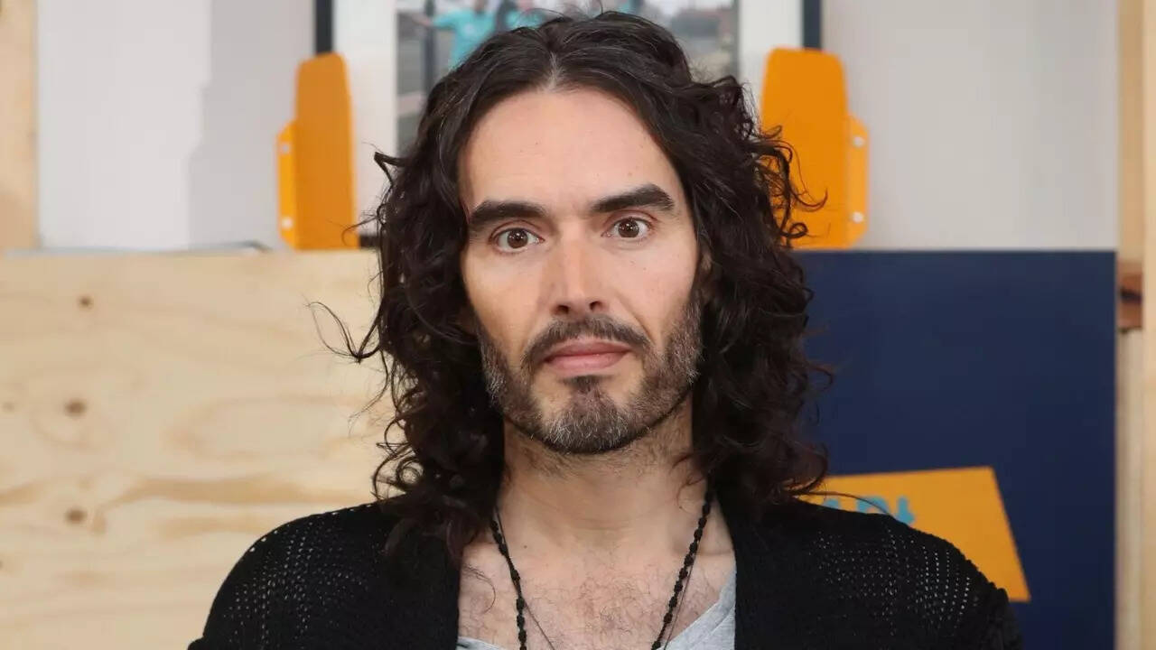 Russell Brand Faces Lawsuit For 'Sexually Assaulting' A Woman During Arthur Shoot In 2010. Read Details