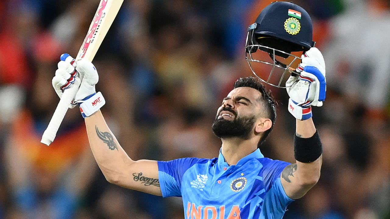 Virat Kohli Scores 49th Century: Samantha Ruth Prabhu, Varun Dhawan, Vicky Kaushal, More Congratulate Birthday Boy