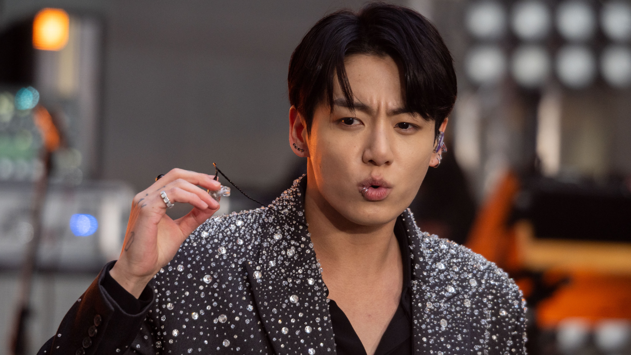 BTS' Jungkook Perfectly Performs Standing Next To You, 3D At The Today Show Despite Chilly Weather