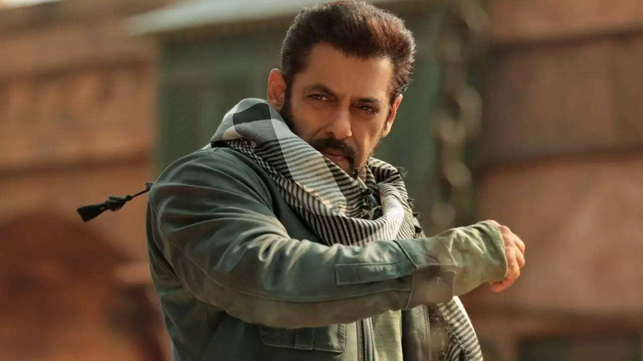 Tiger 3 Worldwide Box Office Collection Day 2: Salman Khan's Spy Thriller Roaring Loud Globally