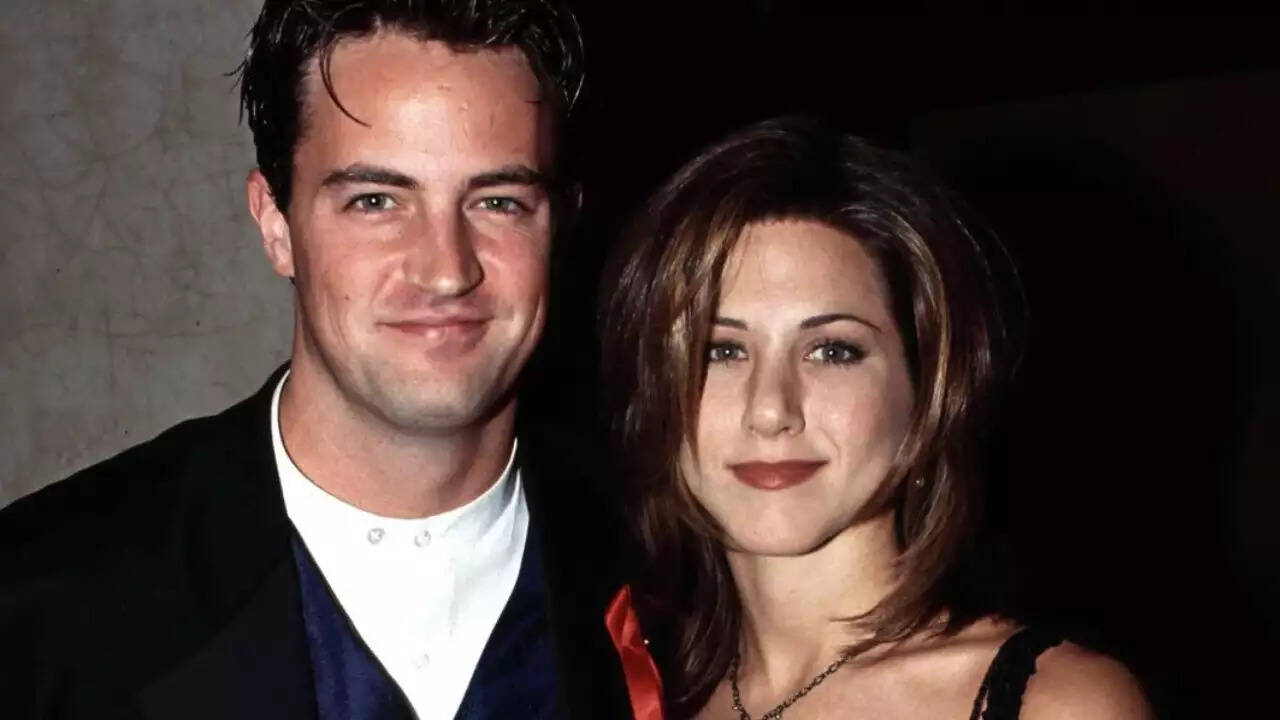 Jennifer Aniston Pays Tribute To 'On-Screen, Off-Screen' BFF Matthew Perry With An Emotional Post