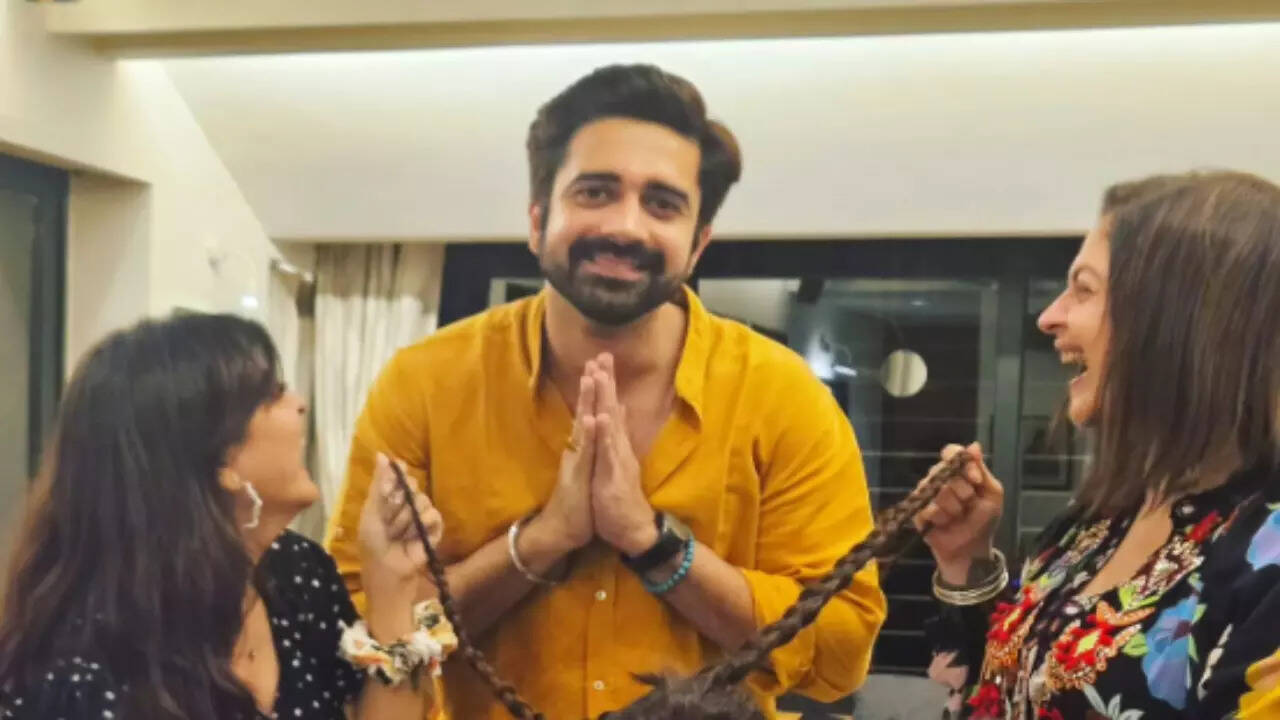 Avinash Sachdev Hangs Out Bigg Boss OTT 2 Friends Pooja Bhatt, Falaq Naaz. See PIC