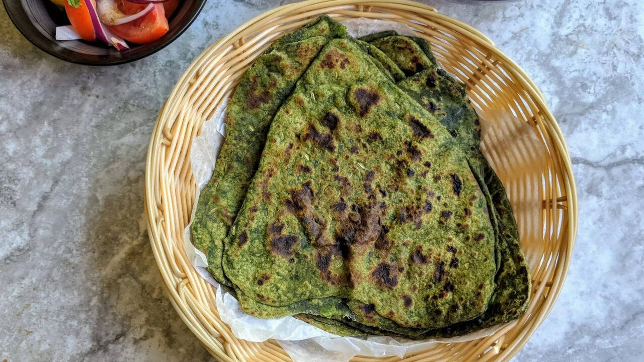 palak paratha recipe