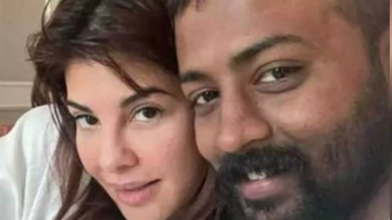 Conman Sukesh Threatens To Release 'Unseen Evidence' After Jacqueline Fernandez Moves Delhi Court