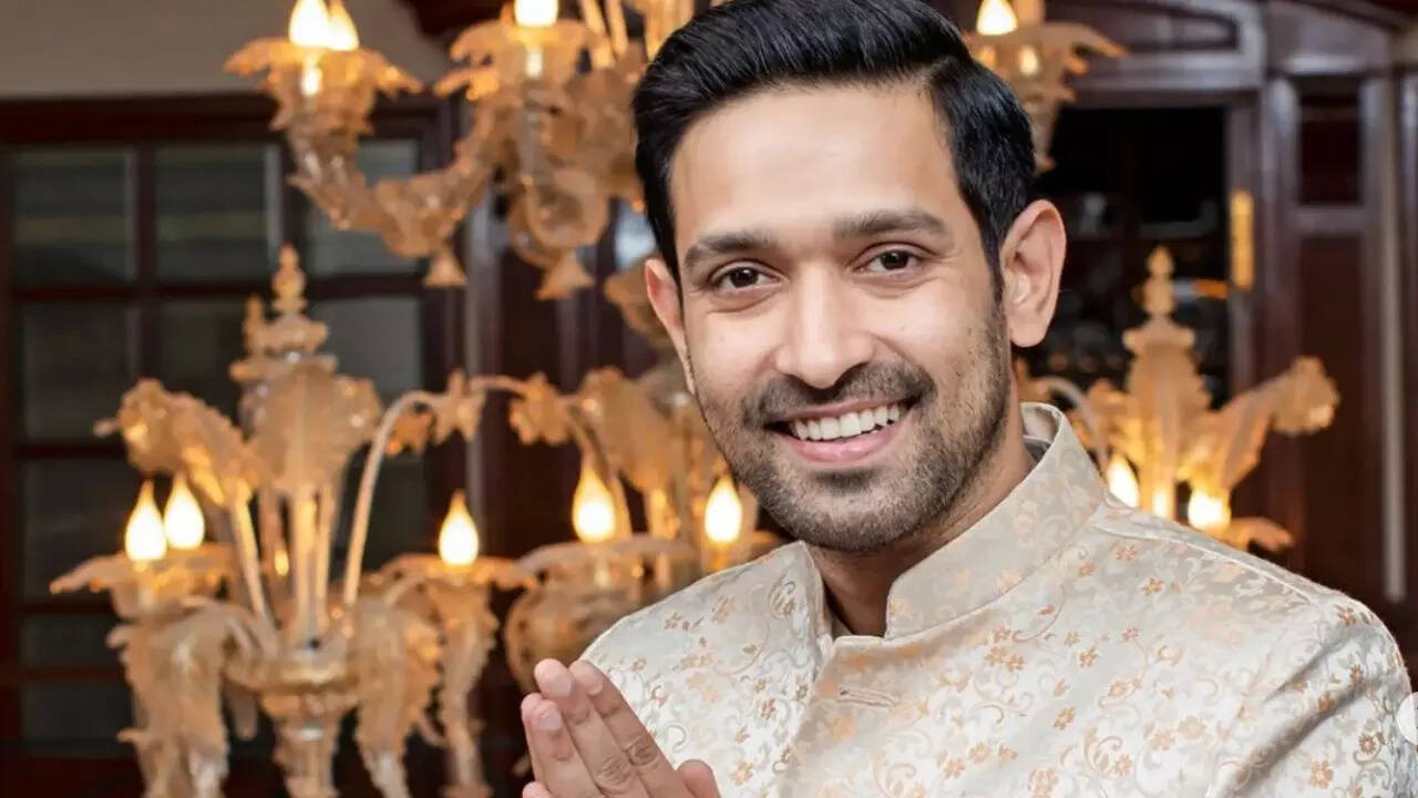 200 Crore Nahi Laga Raha Hai! Vikrant Massey On How He Preps For Roles Off Sets | Exclusive