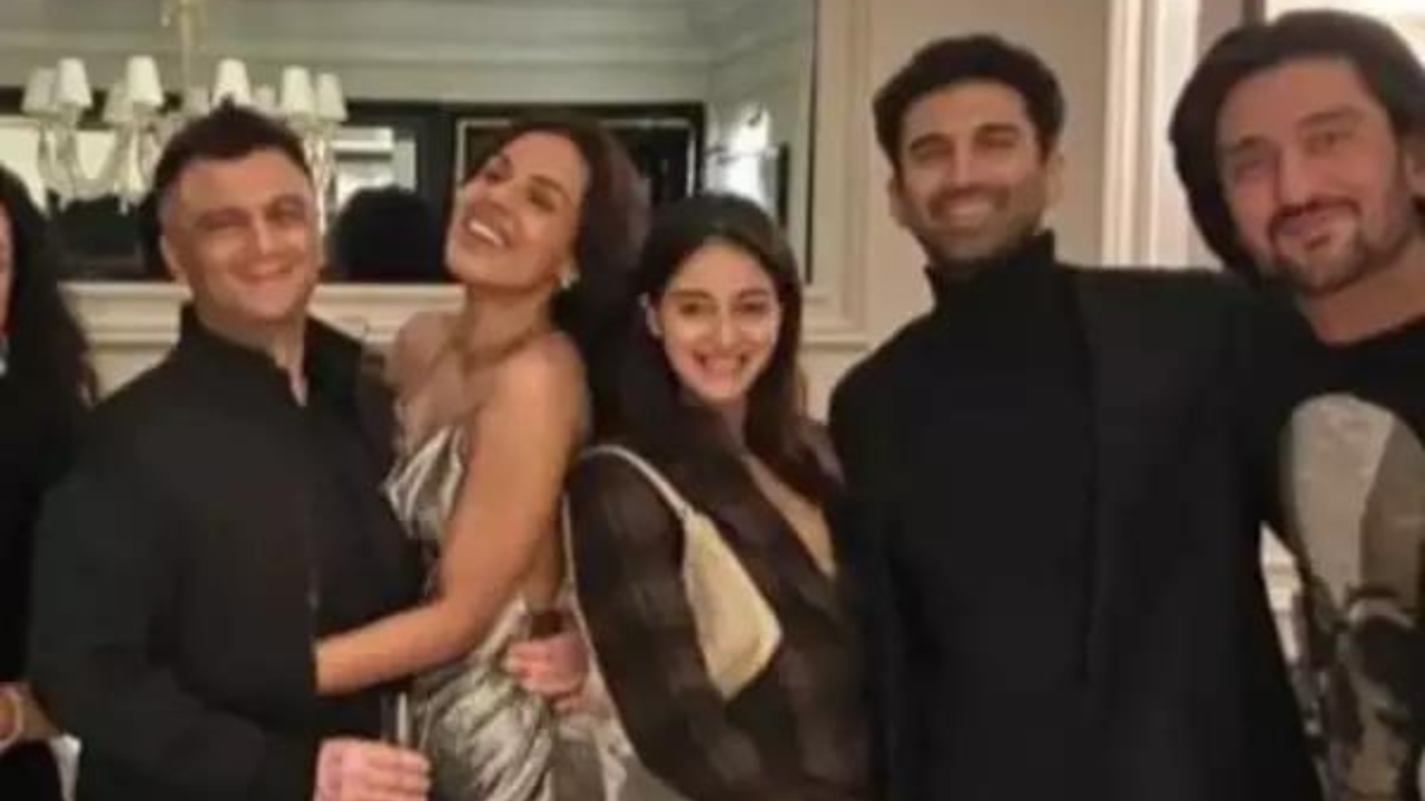 Ananya Panday Rings In New Year With Rumoured Beau Aditya Roy Kapur In London. See Pic