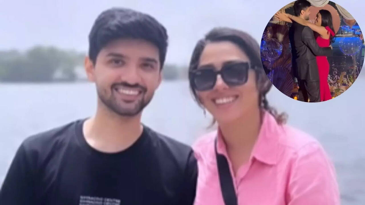 TMKOC Fame Sonu Bhide Aka Jheel Mehta Gets ENGAGED To Longtime Boyfriend Aditya - Watch Proposal Video